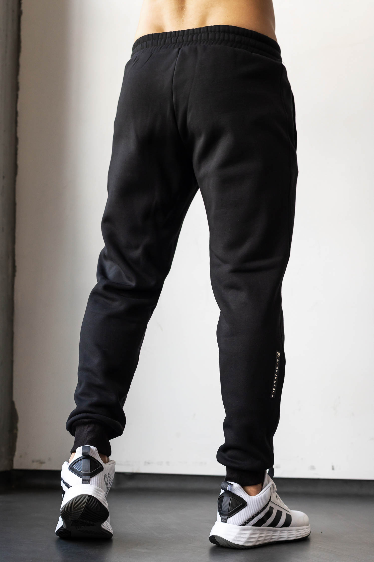 Теплі джоггери TOTALFIT EM31-IS10