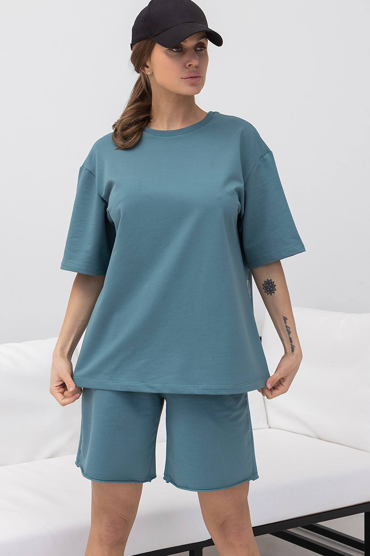Жіноча футболка OVERSIZE TOTALFIT D5-LD59