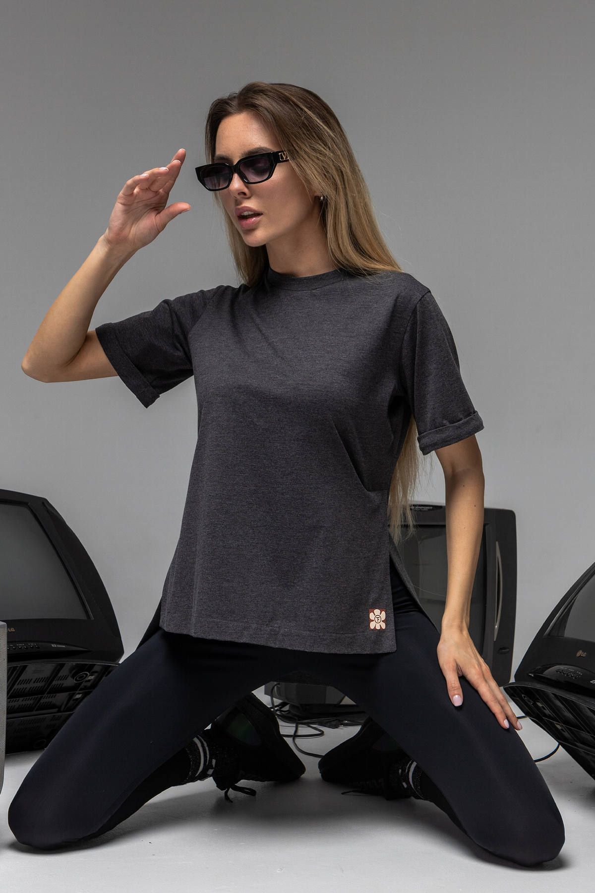 Жіноча футболка-туніка TOTALFIT D41-KH9