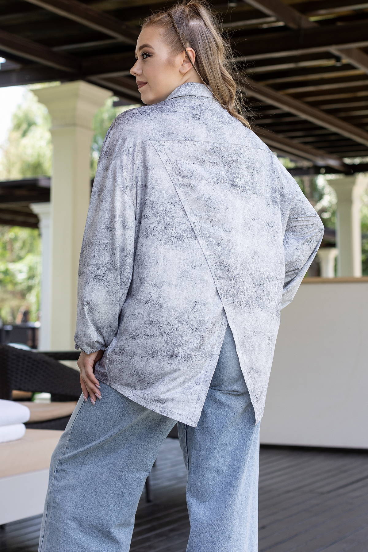 Легка oversize-сорочка TOTALFIT RY1-P155