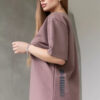Костюм з футболки OVERSIZE з заниженною лінією плеча та актуальних штанів-палацо виконаних з натуральних матеріалів.